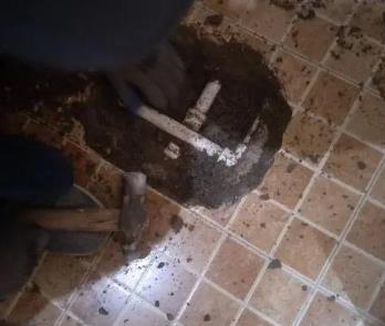 姜堰卫生间漏水维修公司为您分享下卫生间渗水如何处理及注意事项